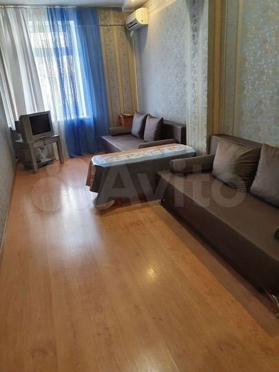 2-к. квартира, 50 м², 1/3 эт.