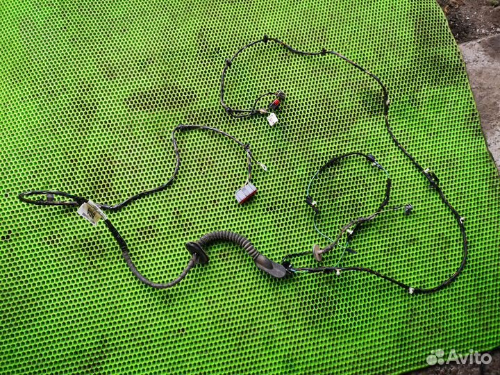 Проводка двери багажника для Ford Focus II 2008-11