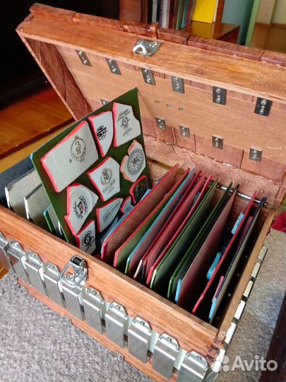 Коллекция логотипов фарфоровых фирм