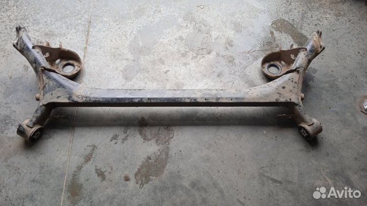 Балка задняя (подрамник) Peugeot 308 хэтчбек 1.6