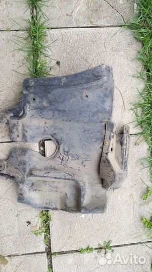 Пластик подкрылок защита lancer cedia цедия 1.5