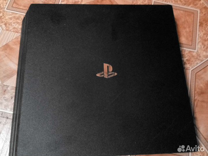 Sony PS4 pro 1tb без торга