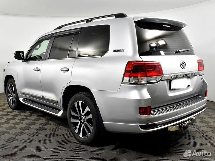 Темные стекла на Land Cruiser 200