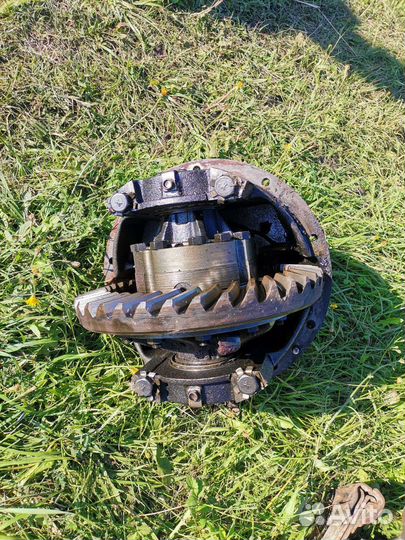 Редуктор новый и рулевая колонка