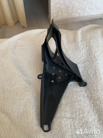 Пластик воздухозаборник honda CBR600RR