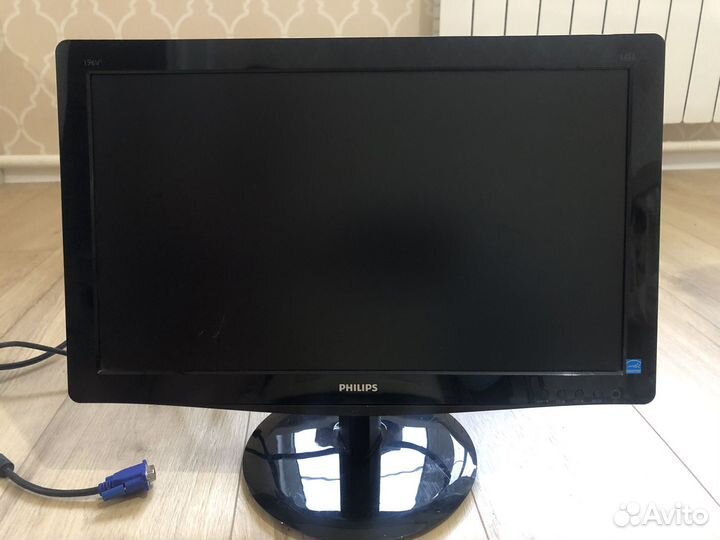 Монитор для компьютера philips