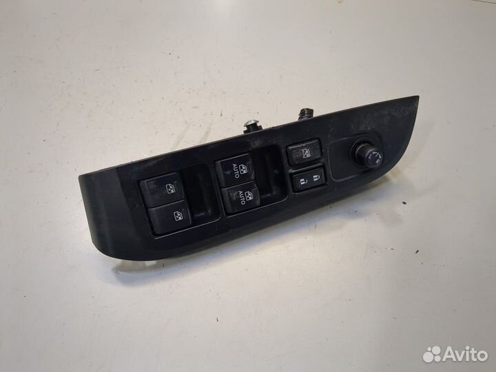 Кнопка стеклоподъемника Subaru Legacy Outback (B15