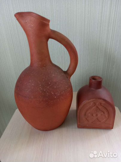 Глиняный кувшин