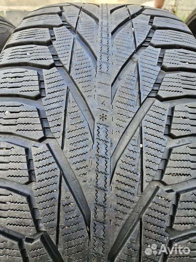 Nokian Tyres Hakkapeliitta R2 SUV 255/50 R20 109R