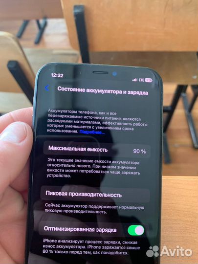 iPhone X, 64 ГБ