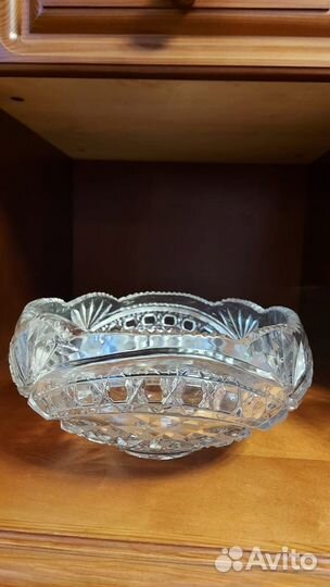 Хрустальная ваза