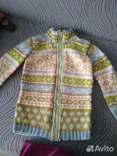 Кофта вязаная (ручная работа) для девочки 4-5 лет