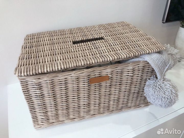 Корзина с крышкой