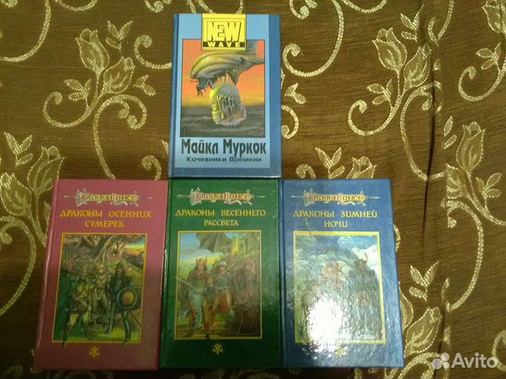 Фантастика, постап, зомбиап