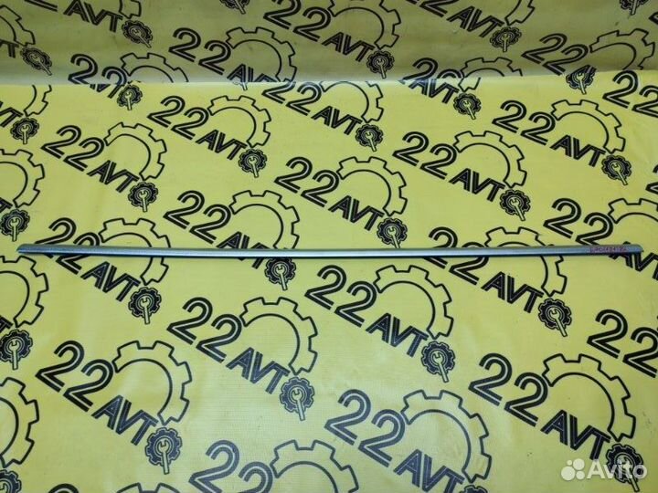 Молдинг стекла (на дверь) задний правый Bmw X5 E70