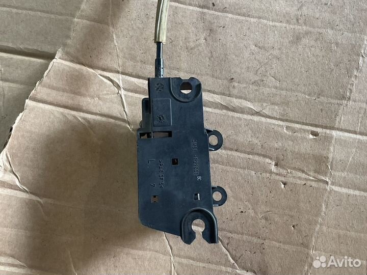 Ручка двери внутренняя левая Focus-2