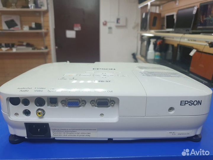Проектор Проектор Epson EB-S7