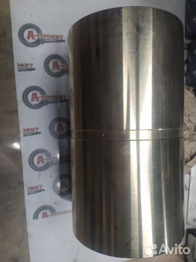 Втулка 15088327 стрела Погрузчик Volvo L250H