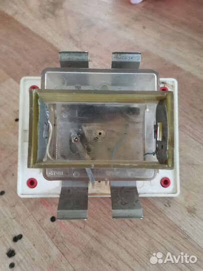 Часы встраиваемые в мебель