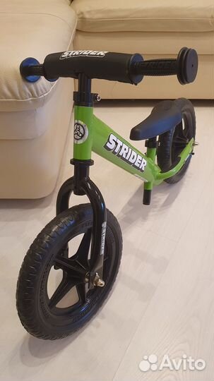Беговел Strider Sport Pro + шлем. Новые