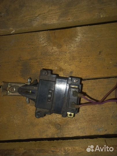 Втягивающее реле