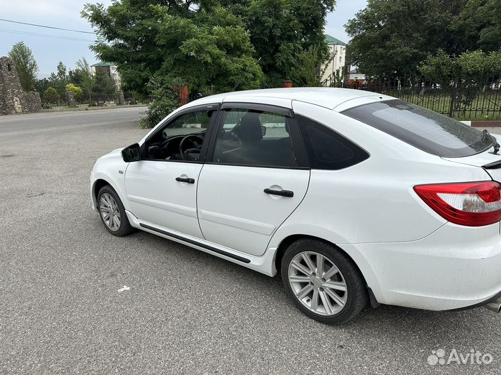 LADA Granta 1.6 МТ, 2014, 270 000 км