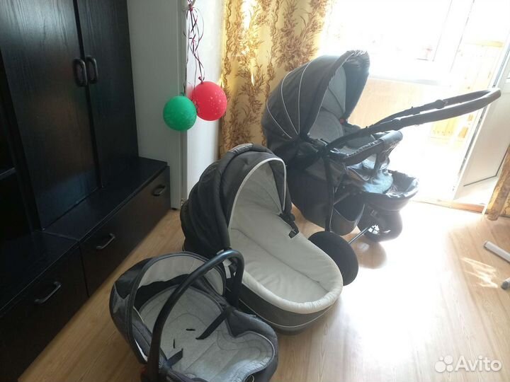 Коляска zippy 3 в 1