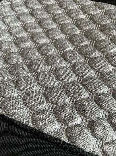 Чехлы на автомобильные сидения