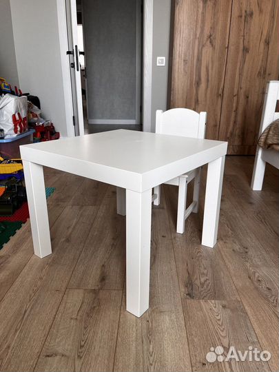 Детский стол и стул IKEA