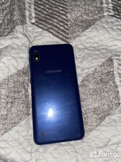 Samsung Galaxy A10, 4/32 ГБ