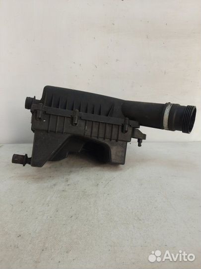 Корпус воздушного фильтра Saab 9-3 кабриолет 2.0