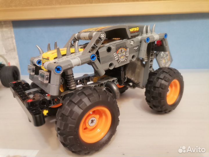 Конструктор lego Technic 42119 Monster Jam Max-D