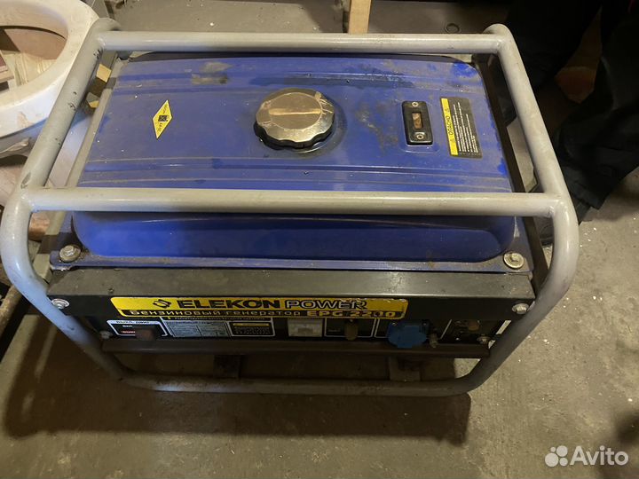 Генератор бензиновый 2,2