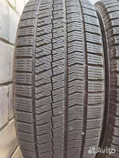 Bridgestone Blizzak VRX2 205/55 R16 97H