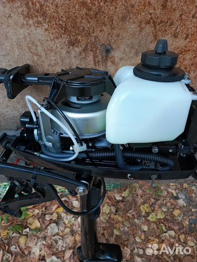 Мотор лодочный 2.6