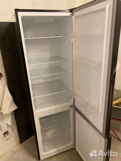 Холодильник Dexp чёрный бу