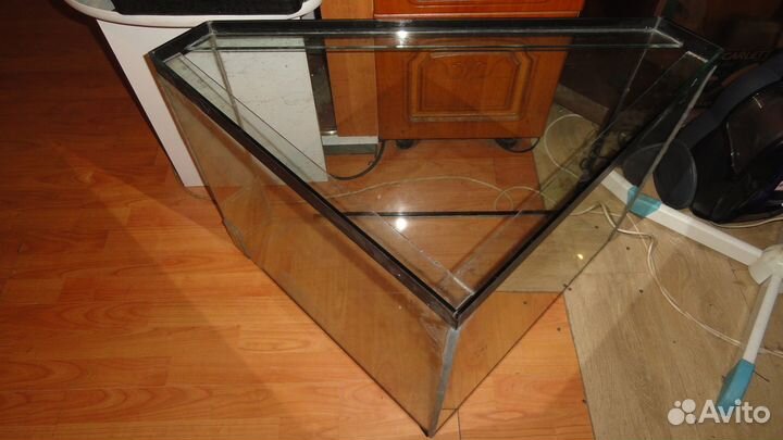 Аквариум угловой без тумбы-100 лит