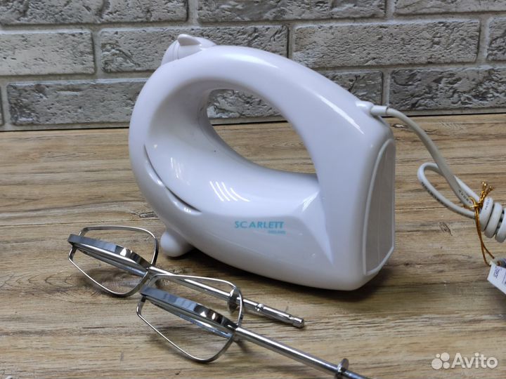 Миксер Scarlett SC-049
