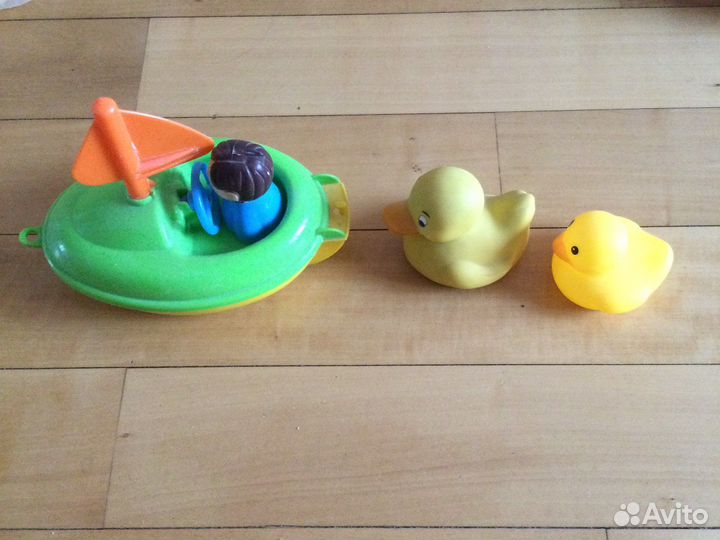 Набор игрушек для ванны или маленького бассейна