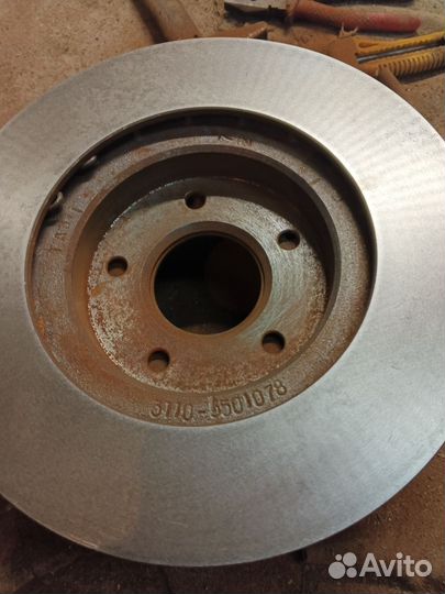 Диск тормозной на Волгу 3110