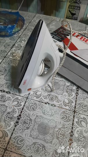 Утюг с парогенератором новый