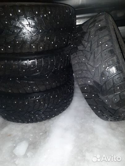 Dunlop SP Winter Ice02 235/55 R17