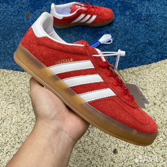 Кроссовки adidas gazelle indoor red