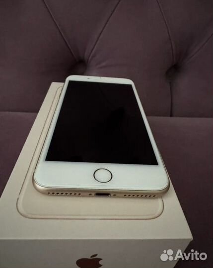 iPhone 8 Plus, 64 ГБ