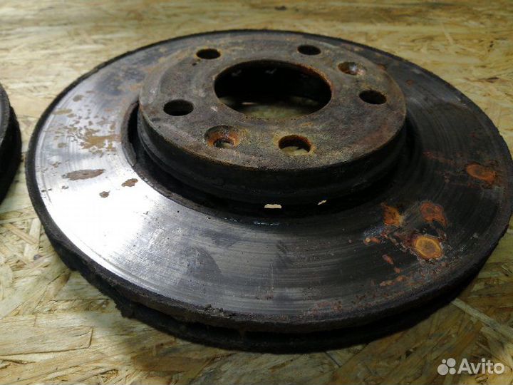 Диск тормозной передний Renault Megane 3 хэтчбэк