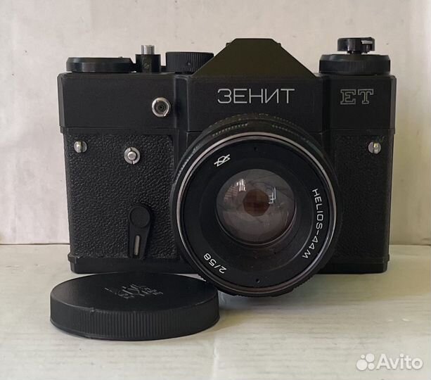 Плёночный фотоаппарат Зенит ет обьетив Гелиос 44 М