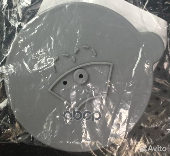 Крышка бачка стеклоомывателя 289131KA1A nissan