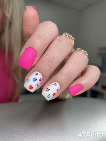 Маникюр с покрытием / наращивание ногтей