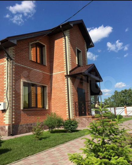 Дом 186 м² на участке 7 сот.