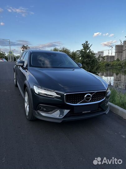 Volvo V60 Cross Country 2.0 AT, 2019, 104 000 км